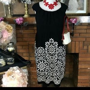 LONDON TIMES DRESS (14W); RED FLOWER NECKLACE/EAR